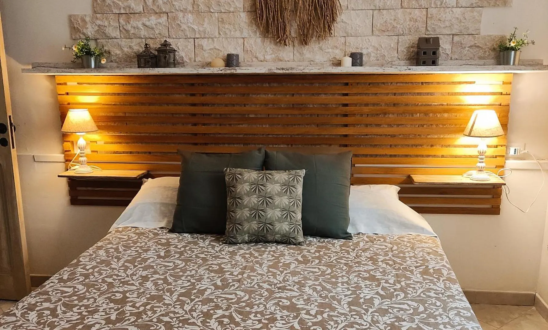 Bed & Breakfast Grotta Dei Puntali B&B Carini