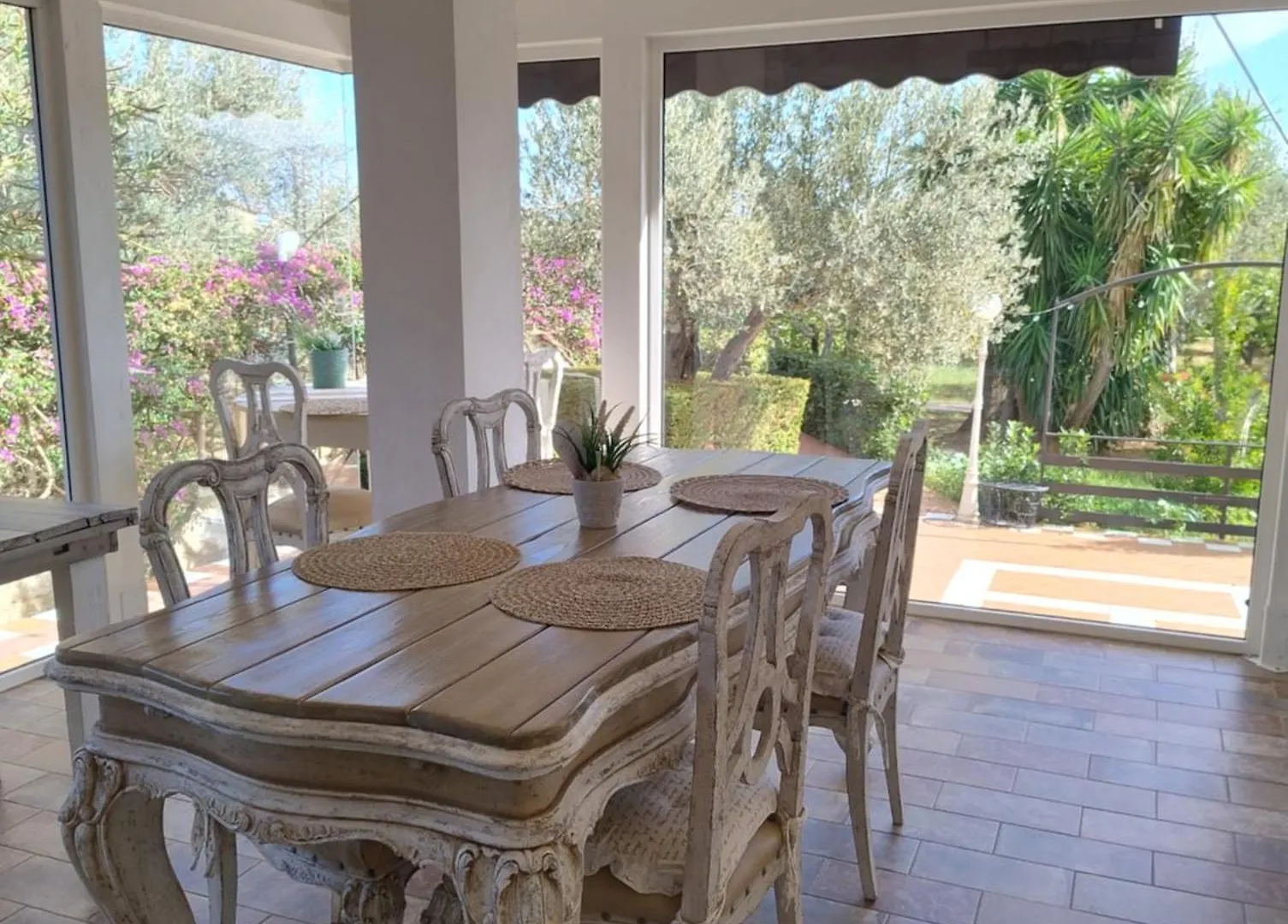 Bed & Breakfast Grotta Dei Puntali B&B Carini Italië