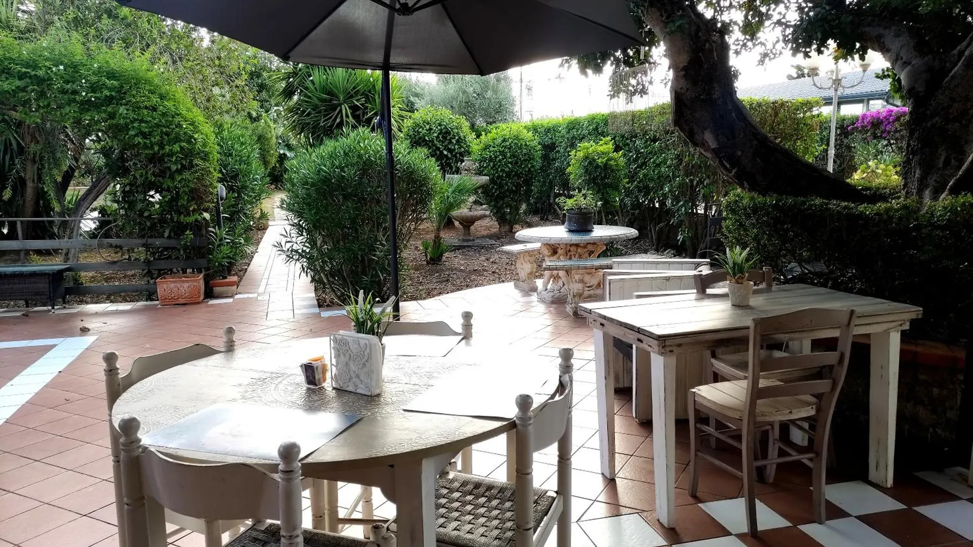 Bed and breakfast Grotta Dei Puntali B&B Carini Italia